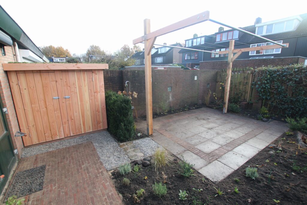 pergola tuinkast oude bestratingsmaterialen herbruiken amersfoort moderne tuin ontwerp aanleg