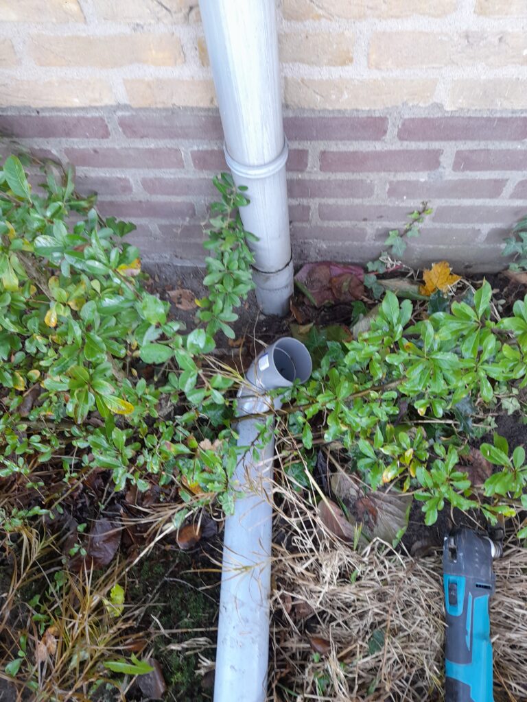 hemelwater afkoppelen regenwater infiltratie in tuin den dolder hovenier hoveniersbedrijf amersfoort