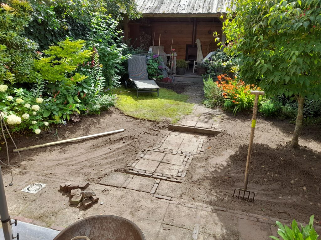 hemelwater regenwater overlast wadi infiltratie hemelwater opvang regenwater overlast infiltratie tuinontwerper hovenier hoveniersbedrijf amersfoort